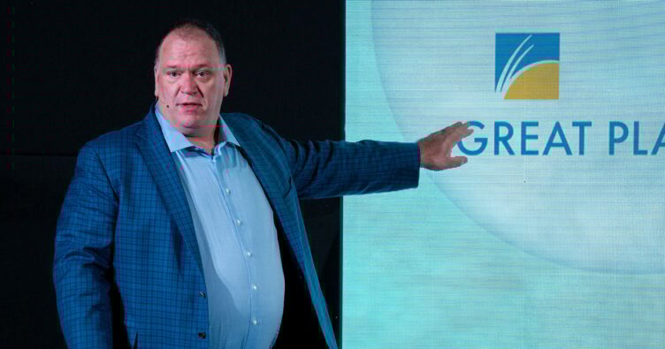 What does the future of the business apps market look like, according to Microsoft’s Field Service legend Ben Vollmer?