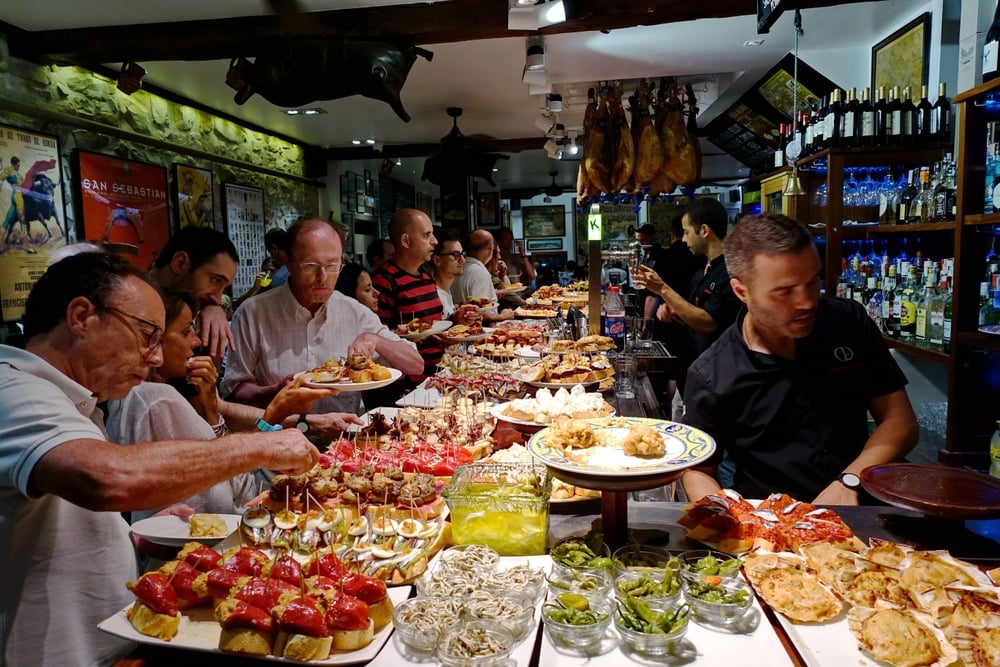 inline_769_https://www.resco.net/app/uploads/know-before-you-go-resc-next-tapas-shutterstock_2174768421.jpg