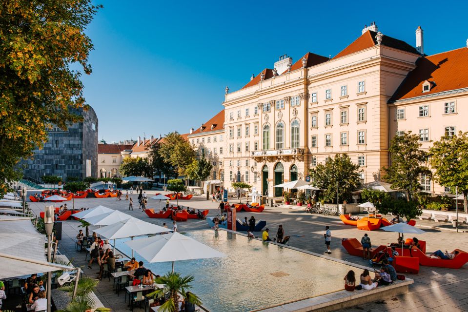 inline_42_https://www.resco.net/app/uploads/2024/01/vienna-museumquartier.jpg